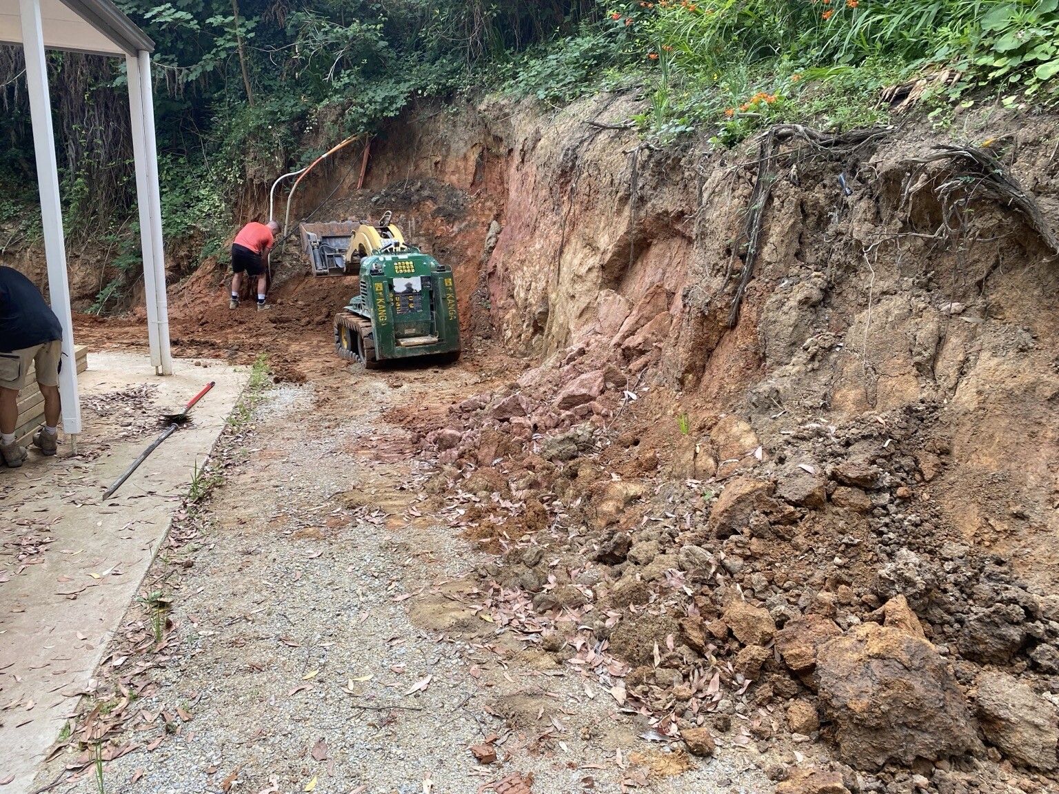Ferny Creek project: Timber sleeper retaining wall with structural steel posts, stained timber sleepers, drainage to discharge points. Photo 2 of 5.